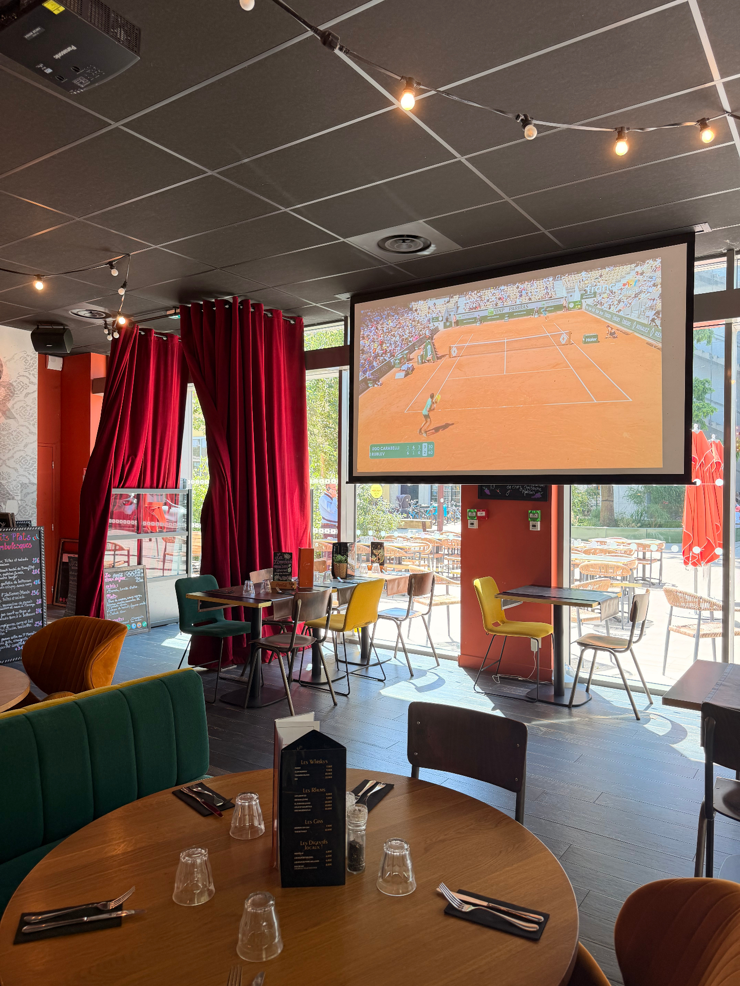 Cafés gourmands aux Funambules